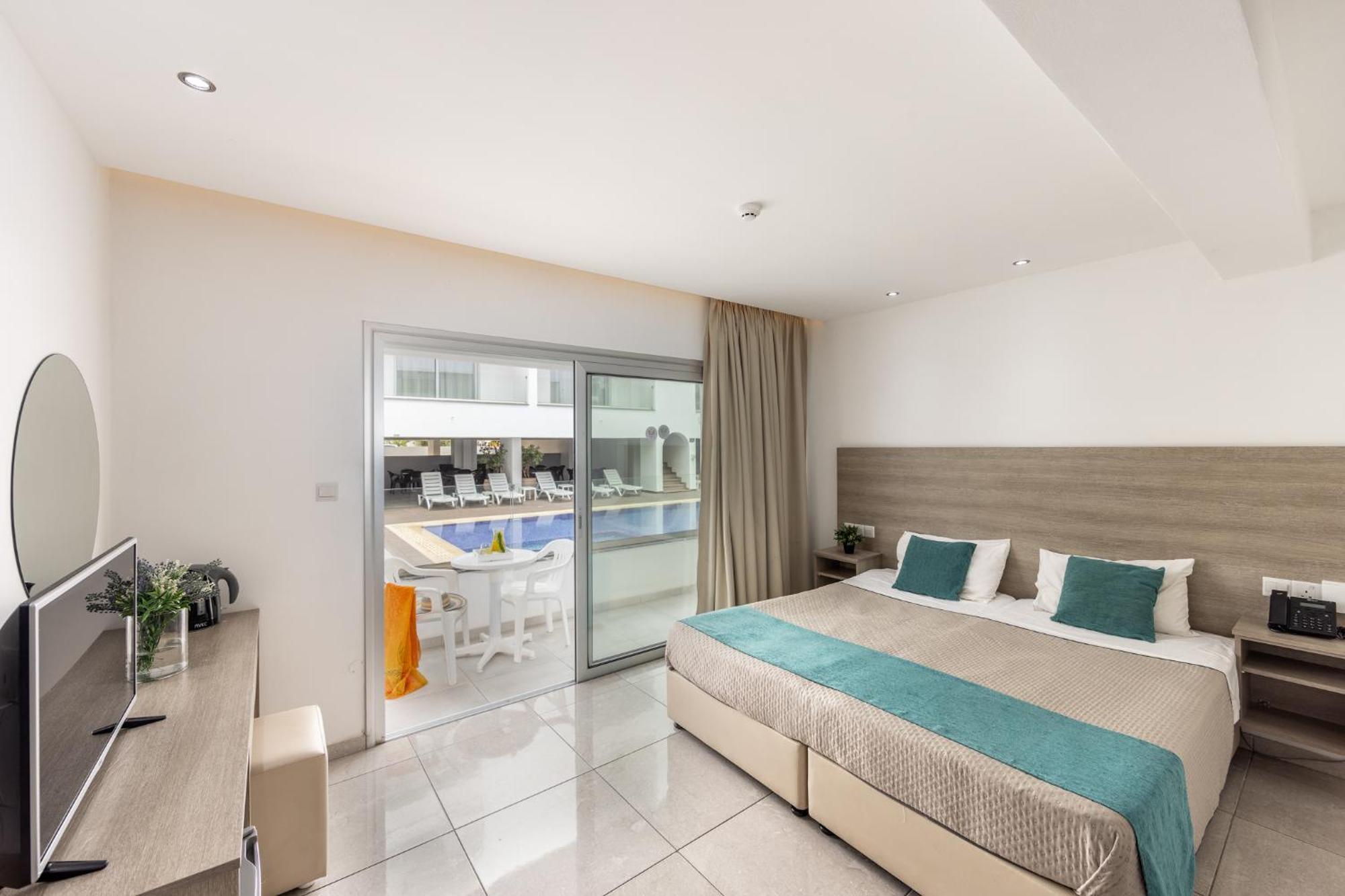 Milea Hotel Ayia Napa Exterior photo